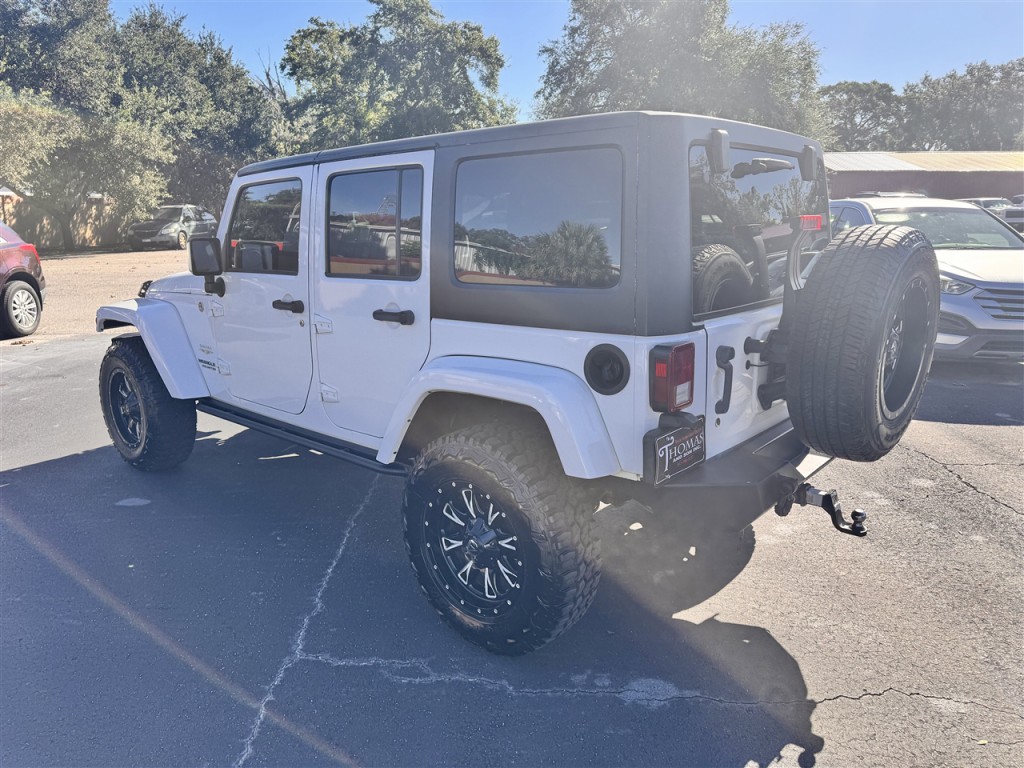 2013 Jeep Wrangler Image 3