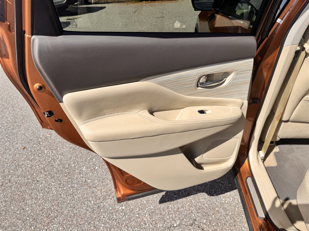 2015 Nissan Murano Image 21