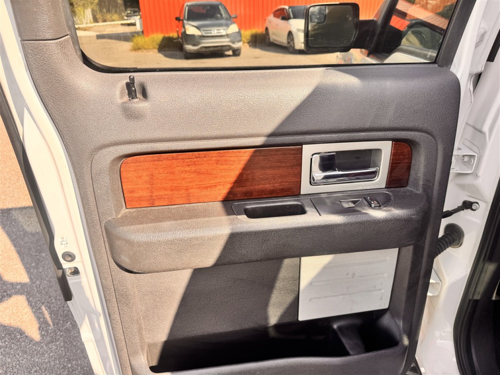 2013 Ford F-150 Image 21