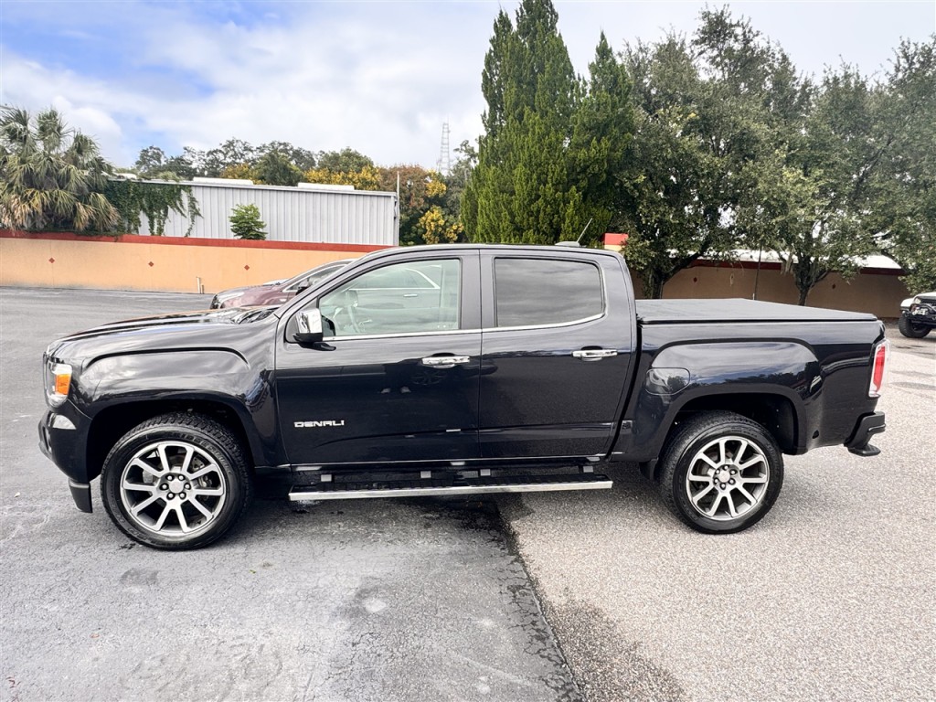2020 GMC Canyon Image 2
