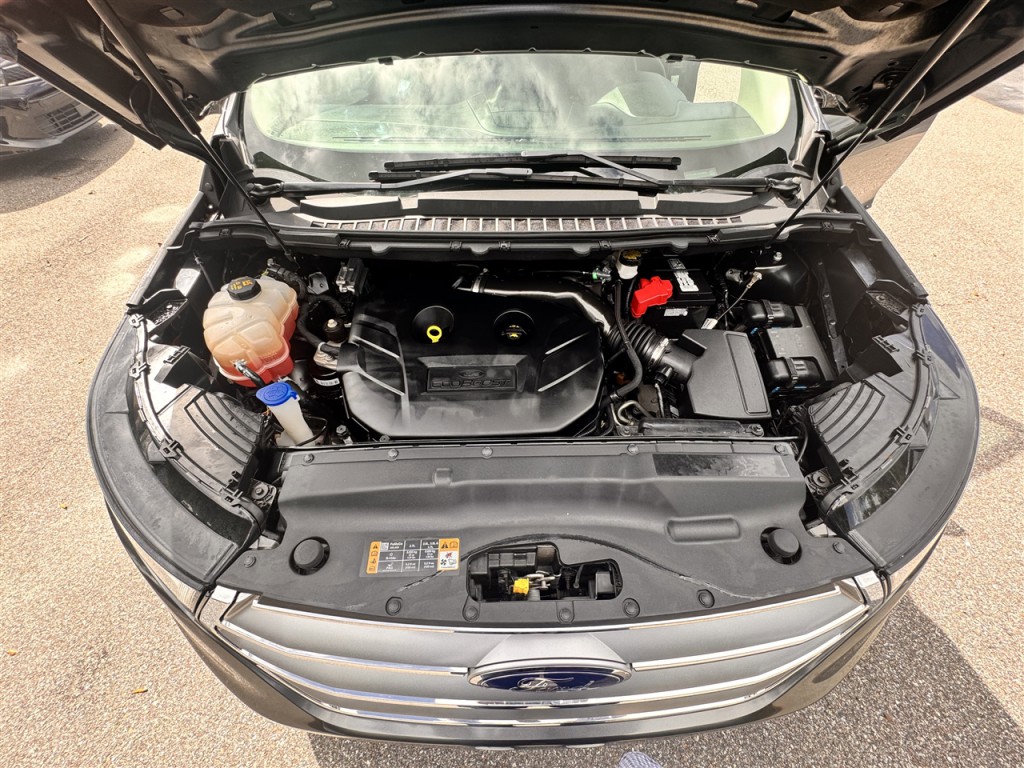 2018 Ford Edge Image 10
