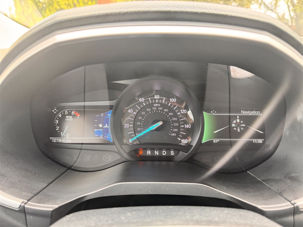 2018 Ford Edge Image 12