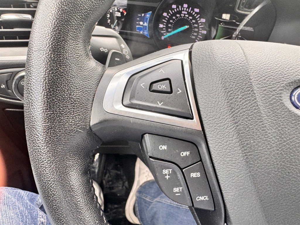 2018 Ford Edge Image 14
