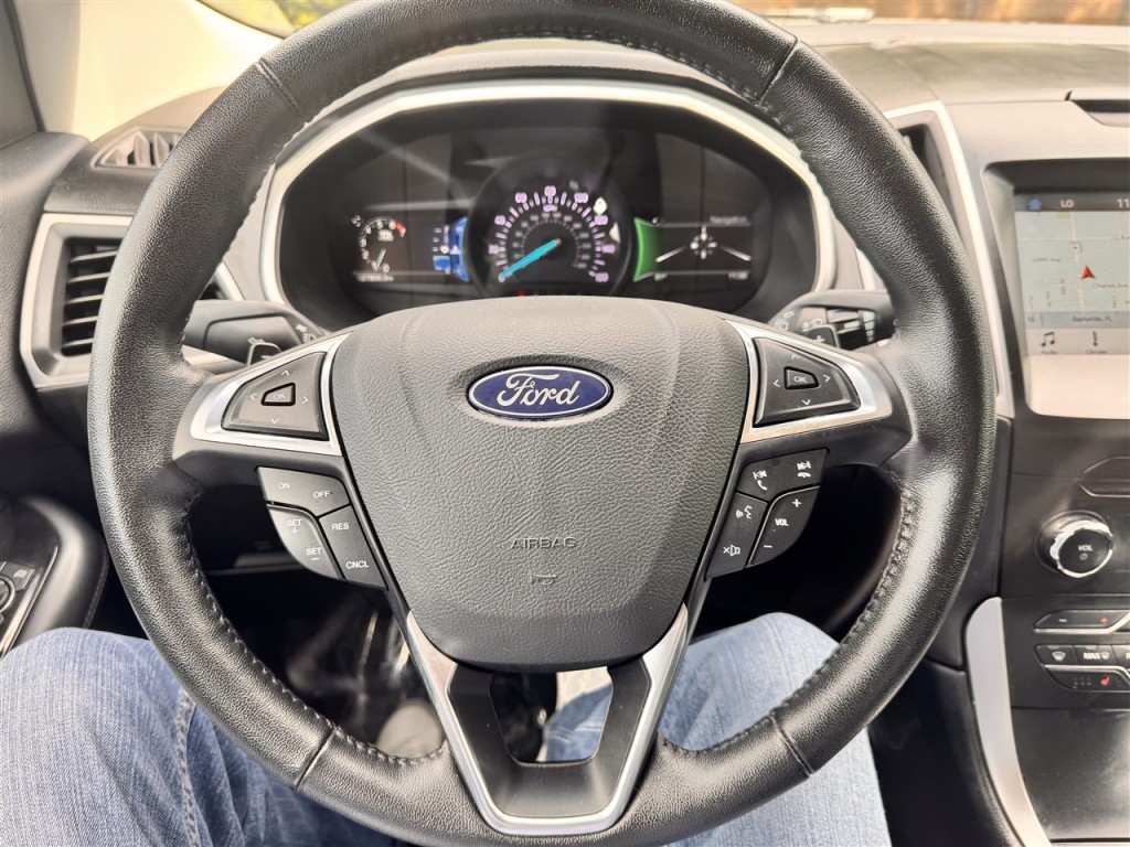 2018 Ford Edge Image 15