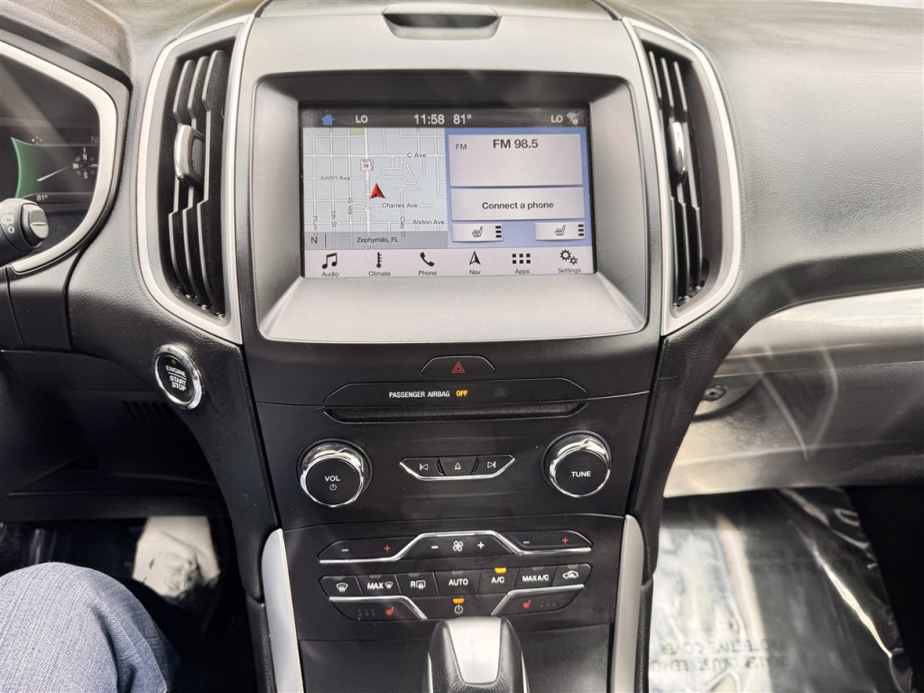 2018 Ford Edge Image 16
