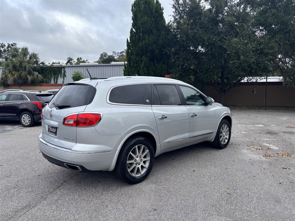 2017 Buick Enclave Image 5