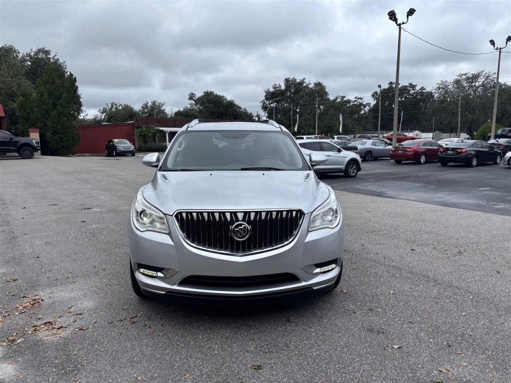 2017 Buick Enclave Image 8