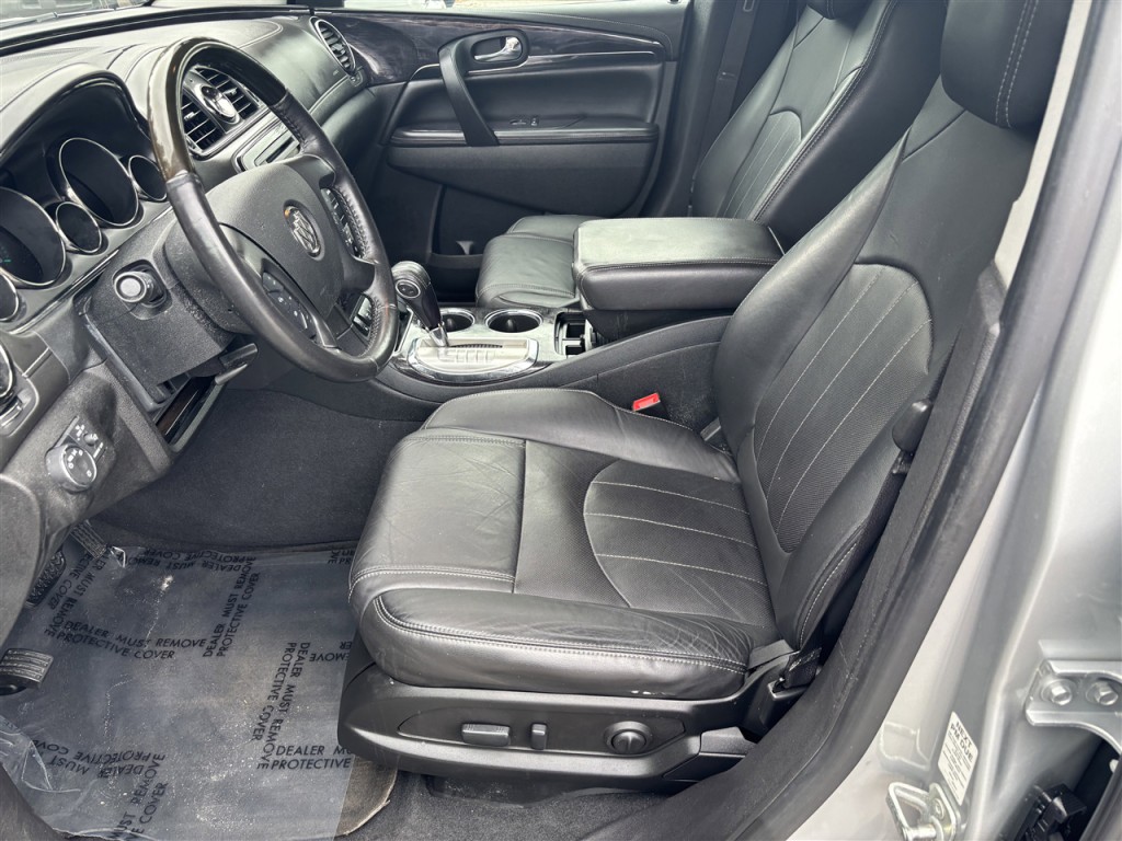 2017 Buick Enclave Image 12