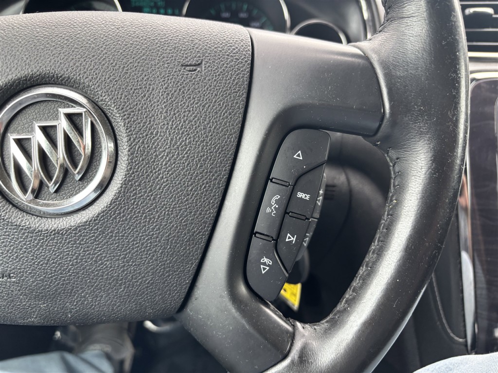 2017 Buick Enclave Image 14