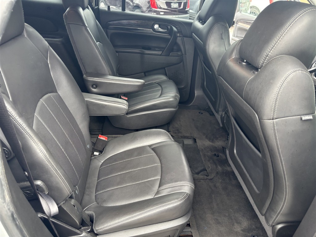 2017 Buick Enclave Image 22