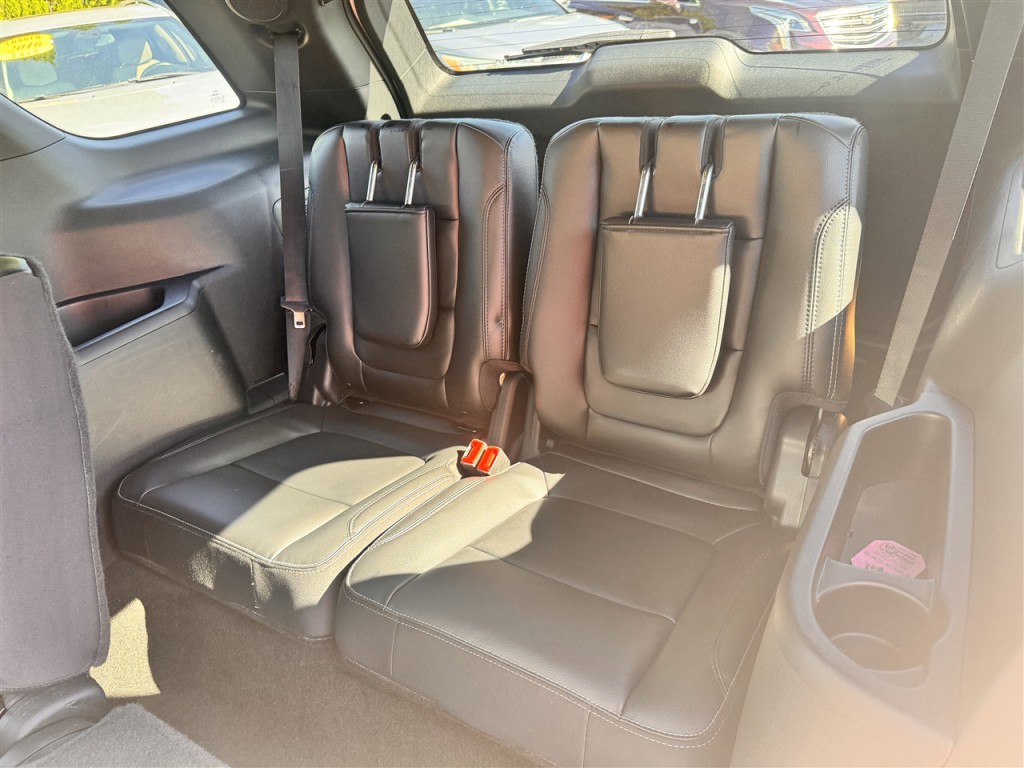 2017 Ford Explorer Image 22