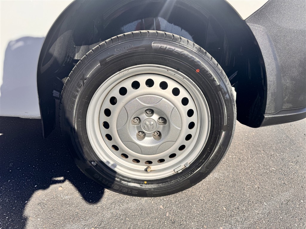 2021 RAM Promaster Image 9