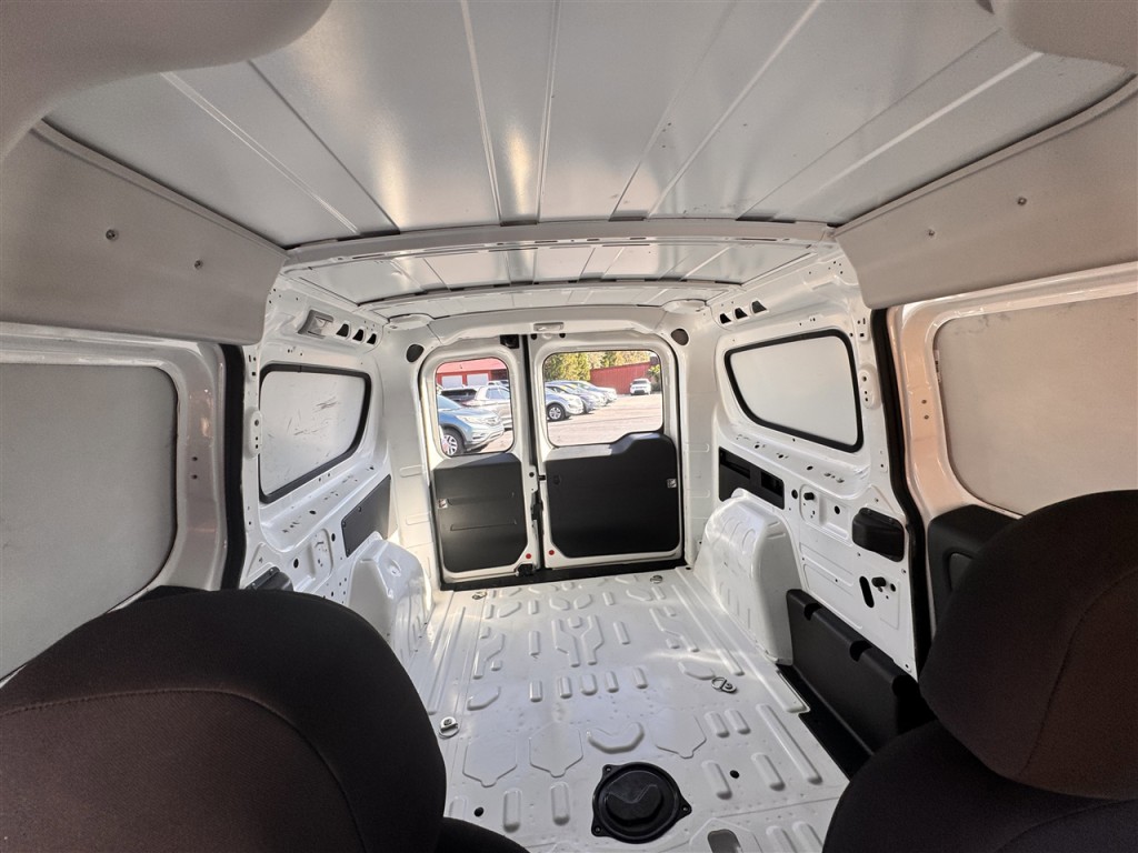 2021 RAM Promaster Image 27