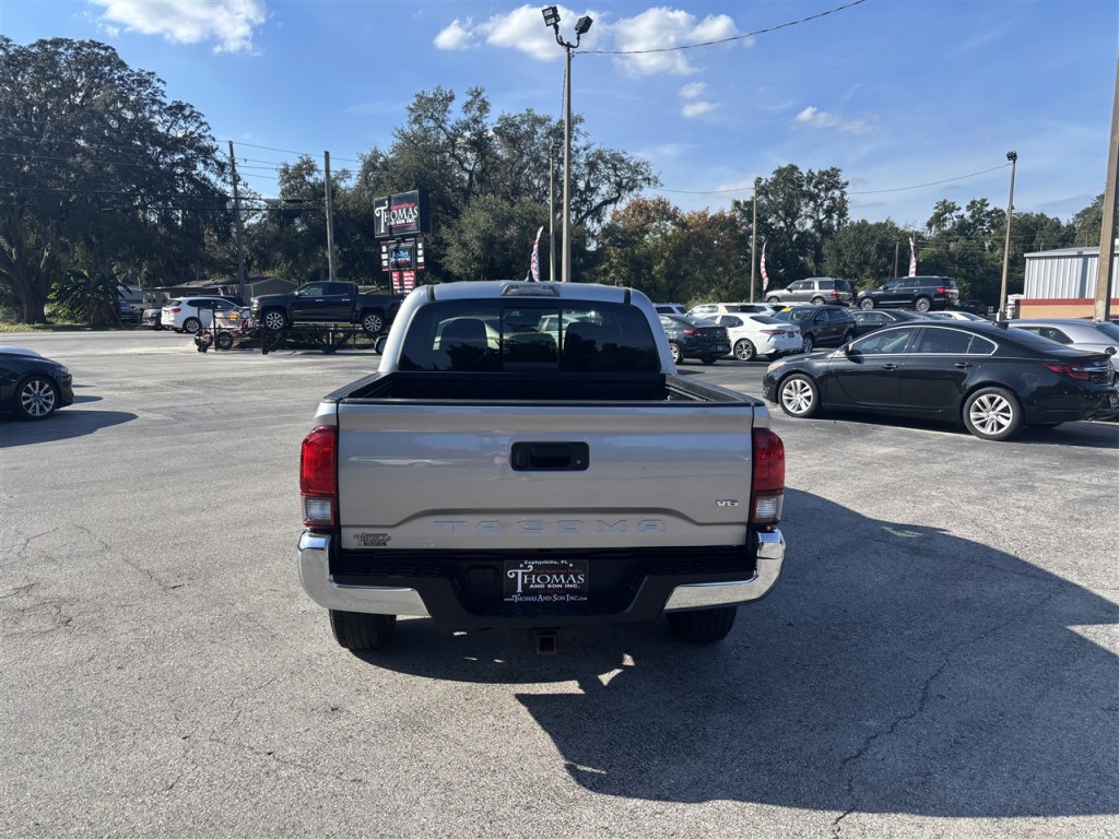 2020 Toyota Tacoma Image 4