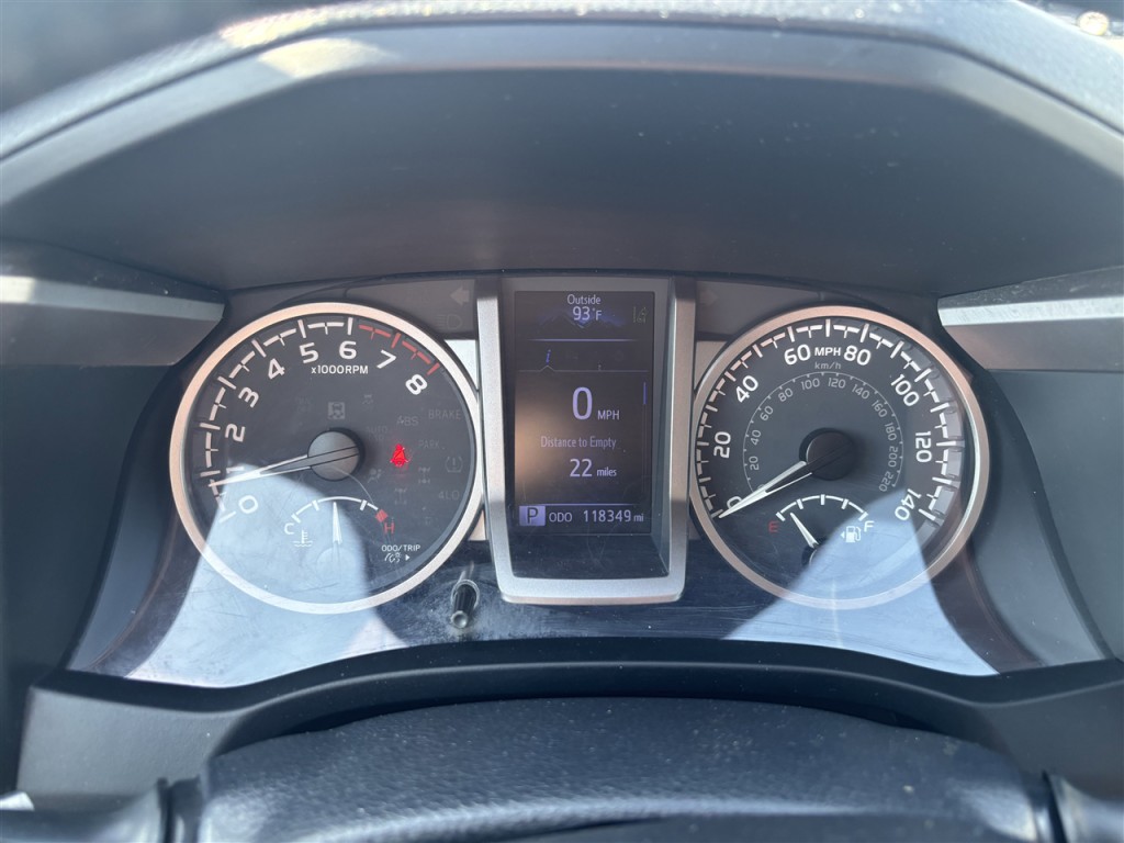 2020 Toyota Tacoma Image 13