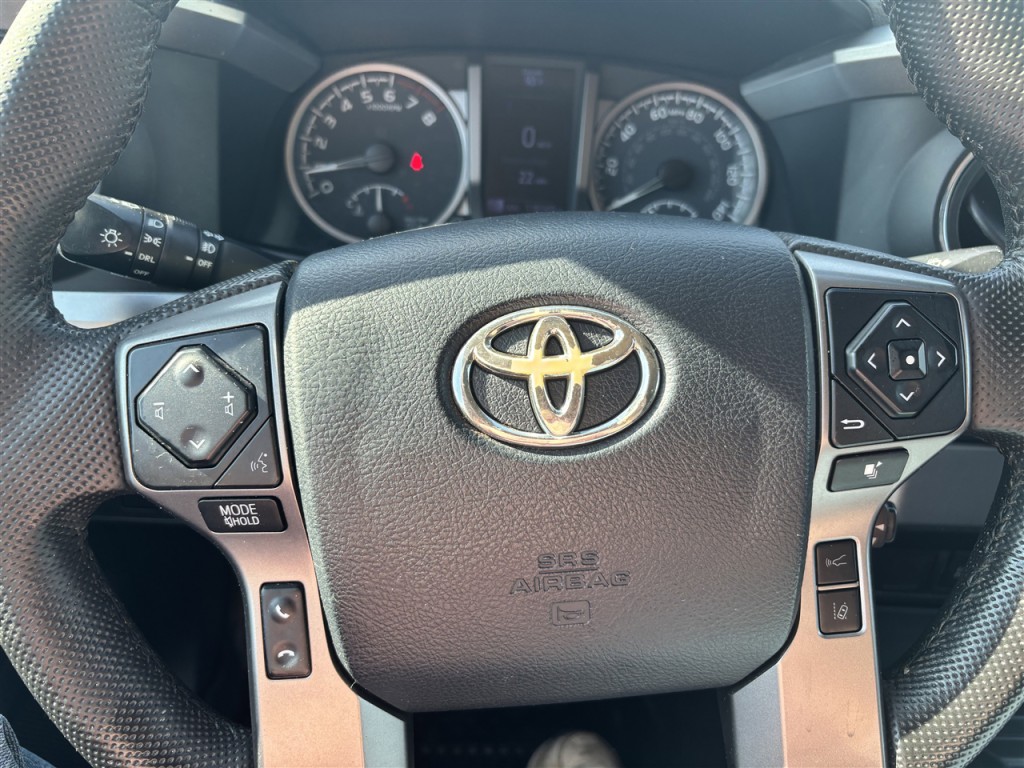 2020 Toyota Tacoma Image 14