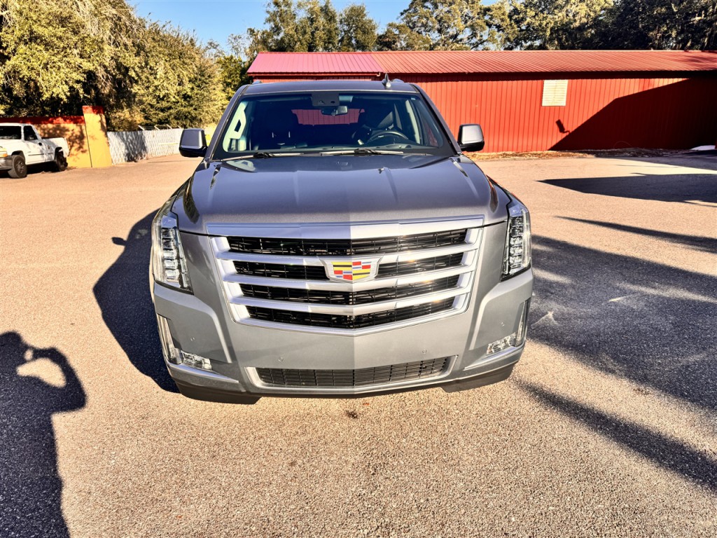 2018 Cadillac Escalade Image 8