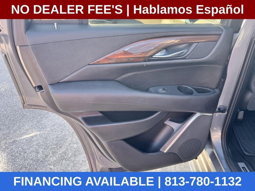 2018 Cadillac Escalade Image 21