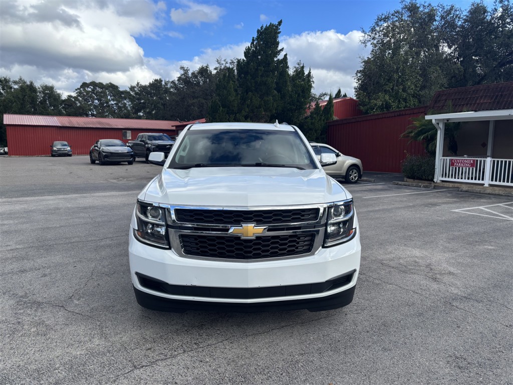 2019 Chevrolet Suburban Image 8