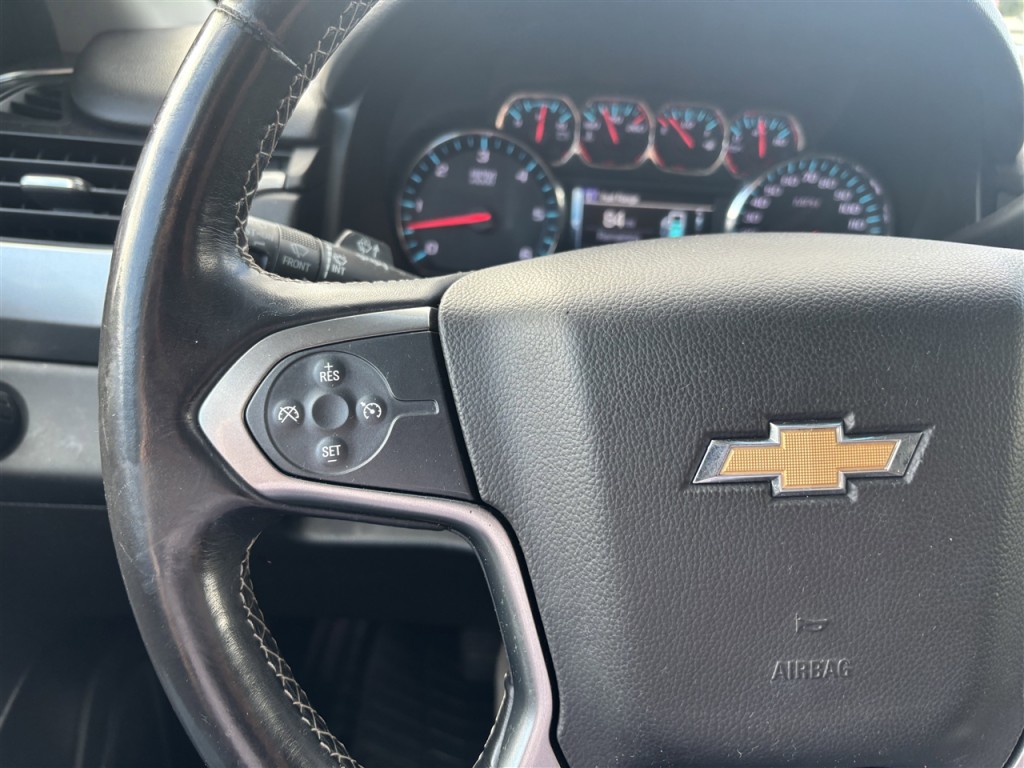 2019 Chevrolet Suburban Image 16