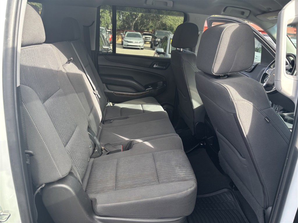 2019 Chevrolet Suburban Image 22