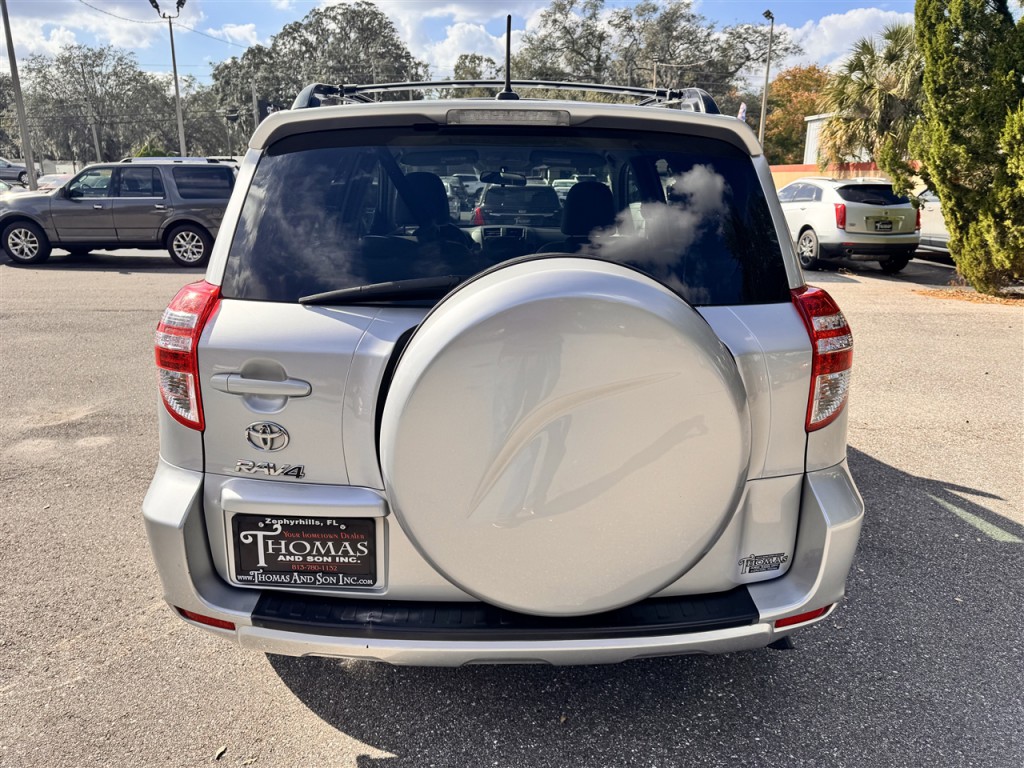 2011 Toyota Rav4 Image 4