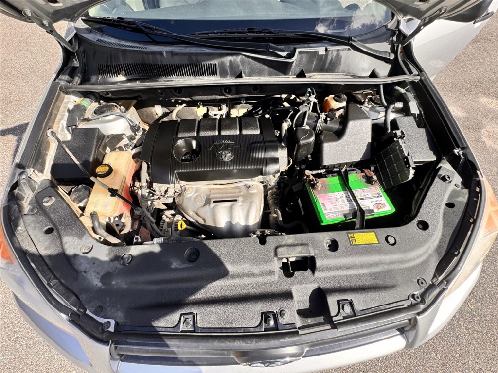 2011 Toyota Rav4 Image 10