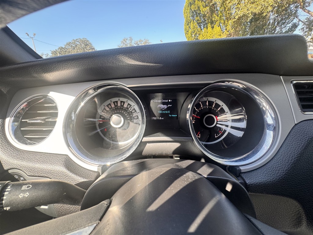 2013 Ford Mustang Image 13