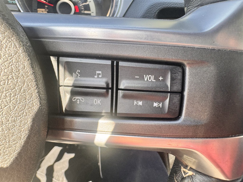 2013 Ford Mustang Image 14