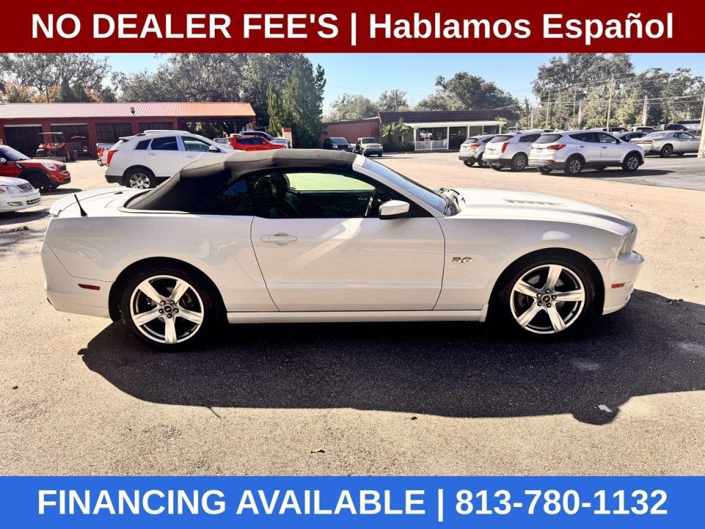 2013 Ford Mustang Image 6