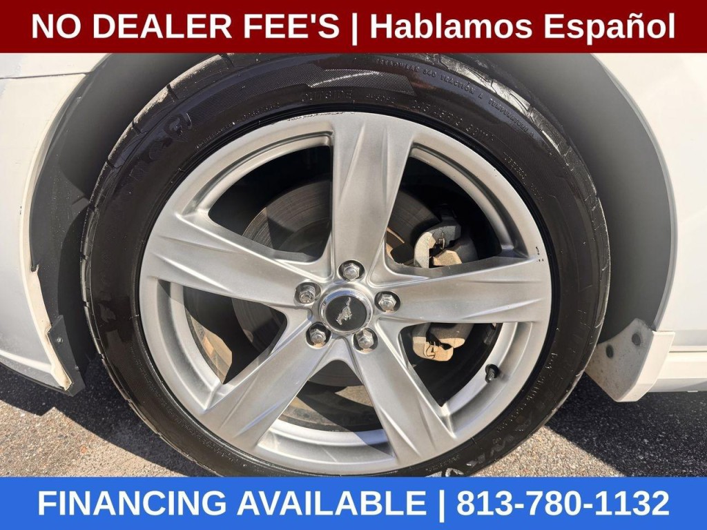 2013 Ford Mustang Image 10