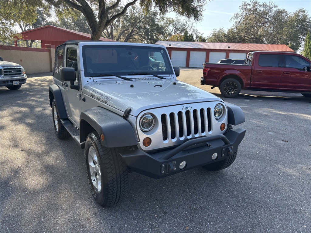 2012 Jeep Wrangler Image 6