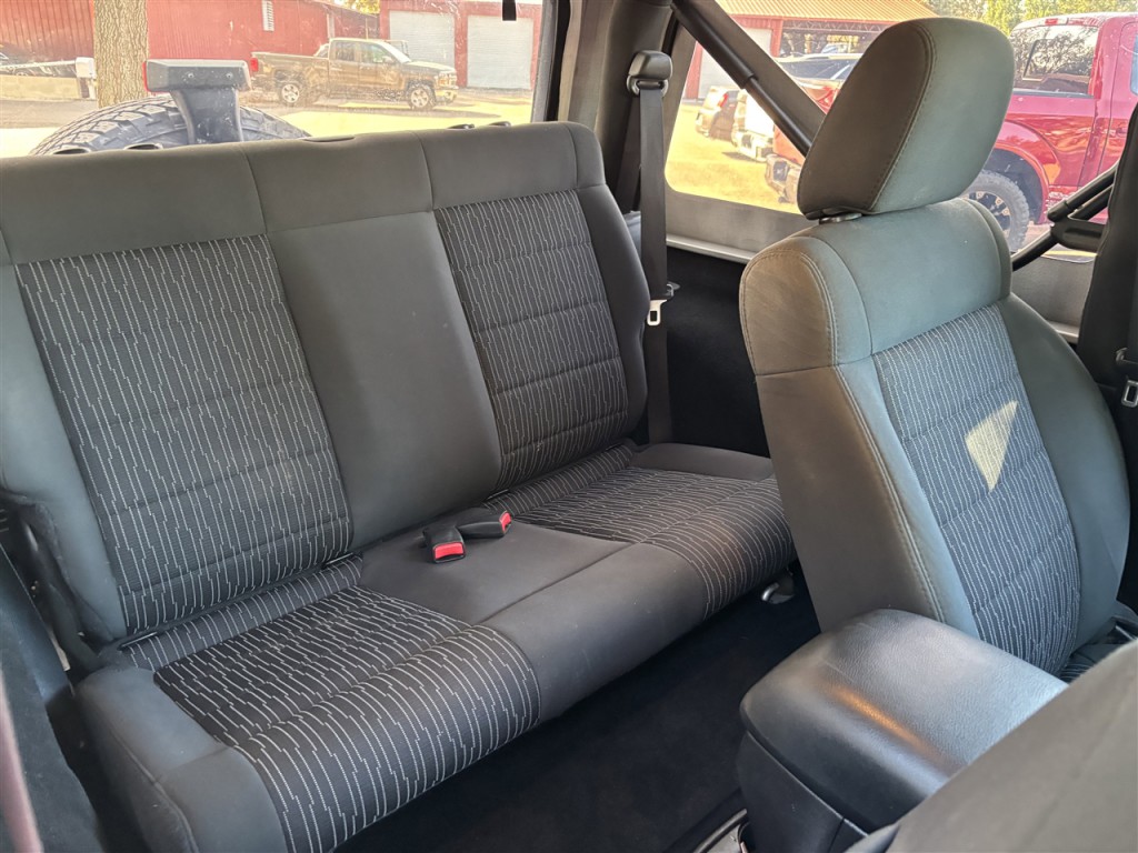 2012 Jeep Wrangler Image 14