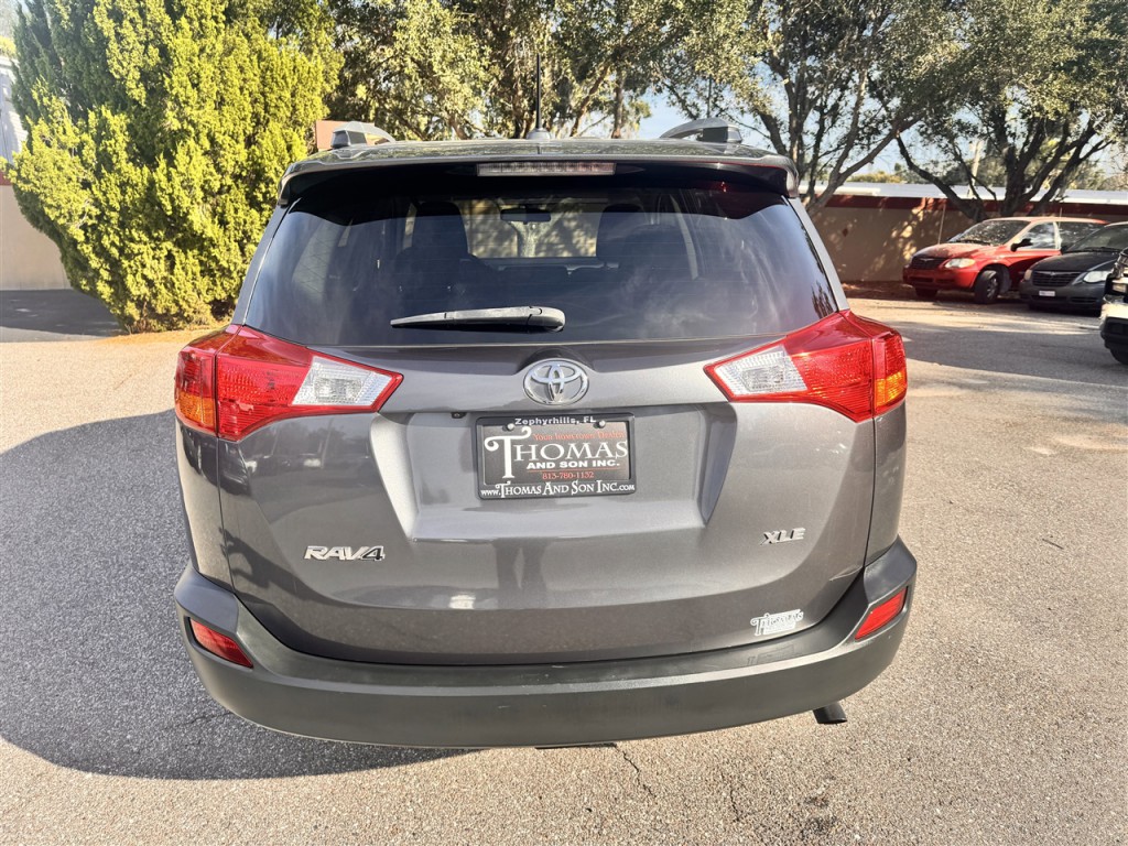 2015 Toyota Rav4 Image 4