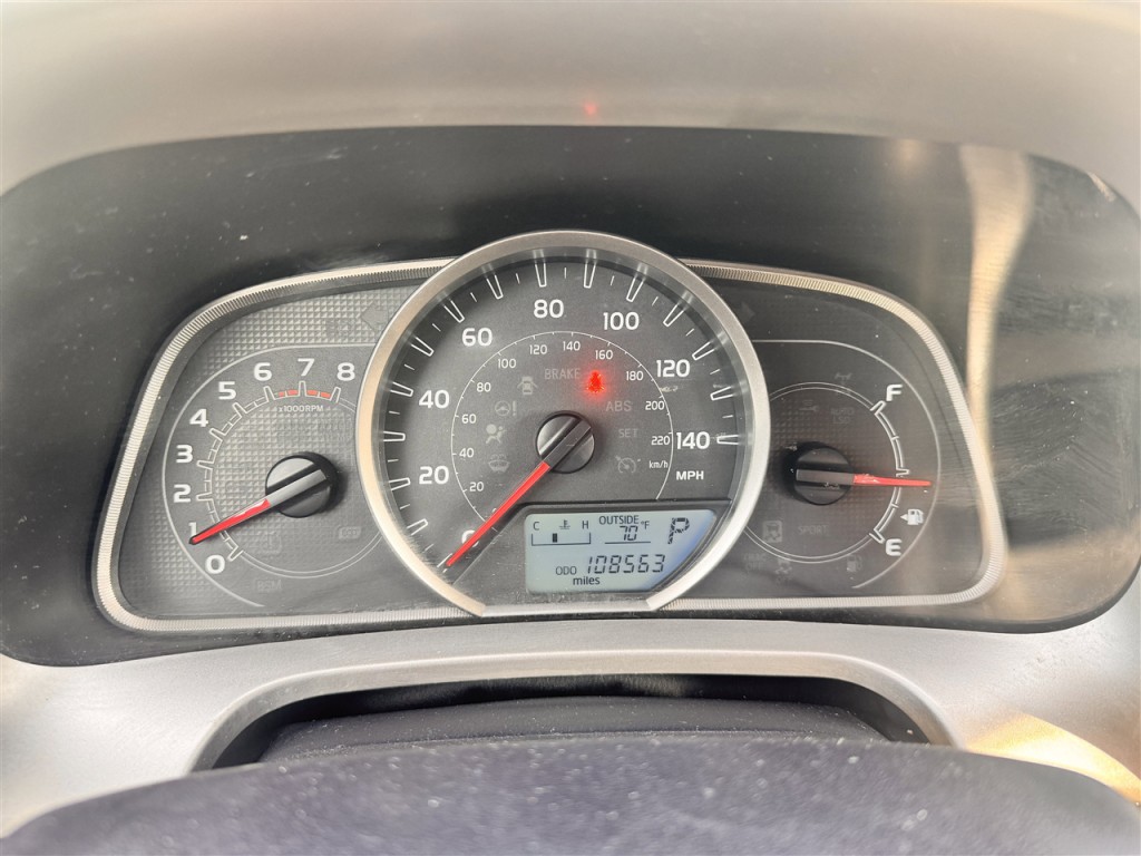 2015 Toyota Rav4 Image 12