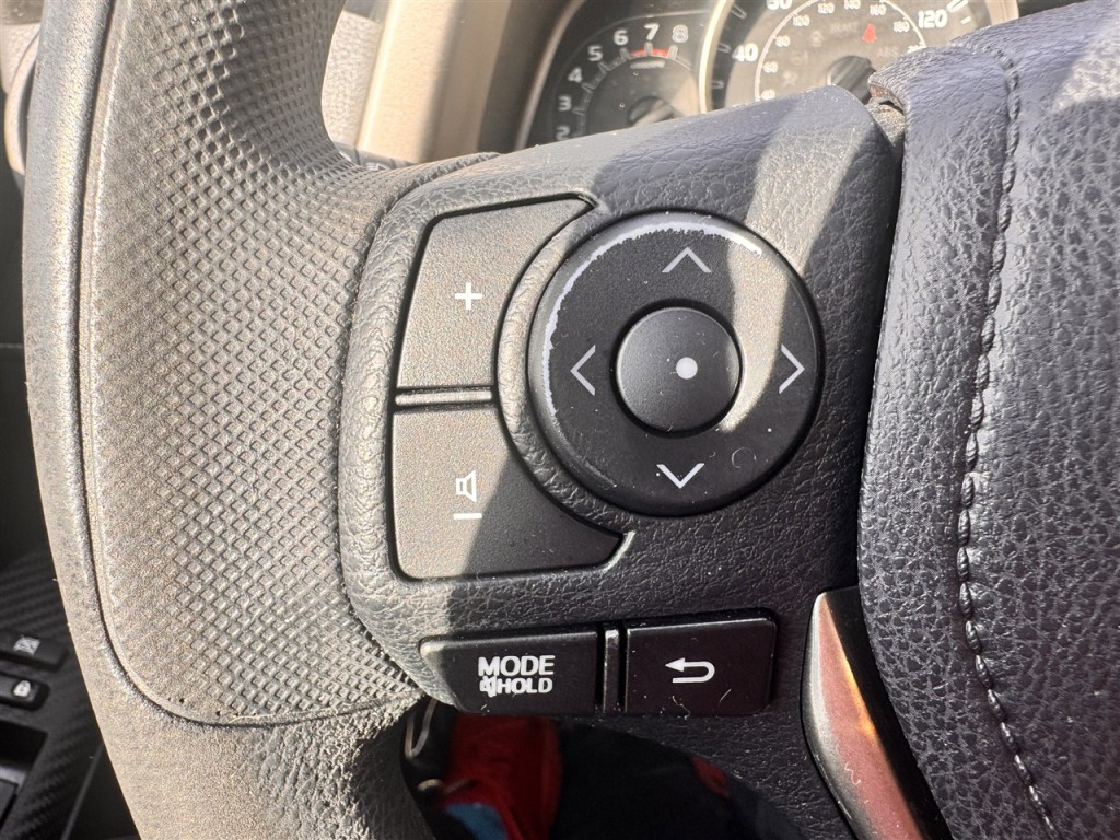 2015 Toyota Rav4 Image 14