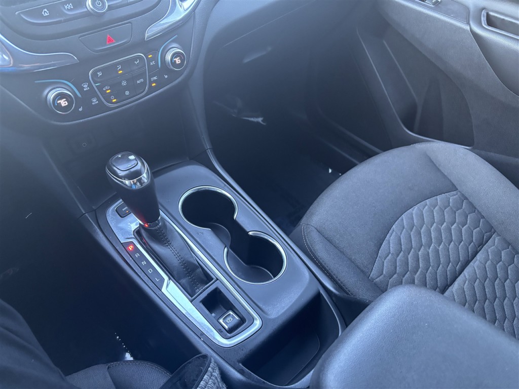 2018 Chevrolet Equinox Image 16