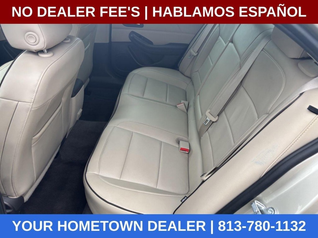 2015 Chevrolet Malibu Image 17