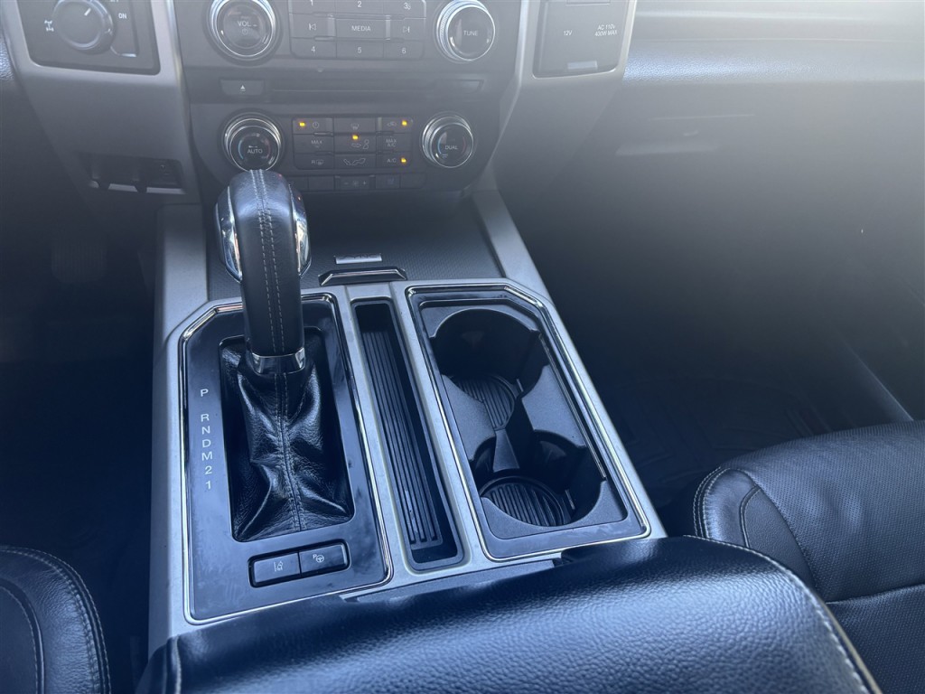 2015 Ford F-150 Image 16