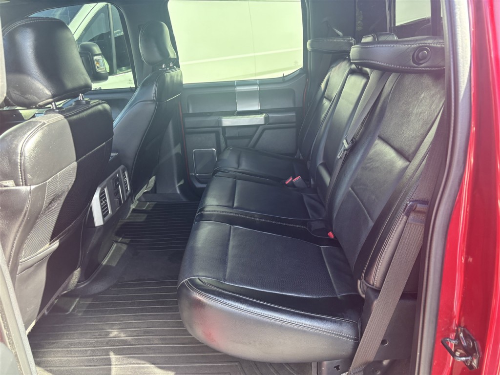 2015 Ford F-150 Image 17