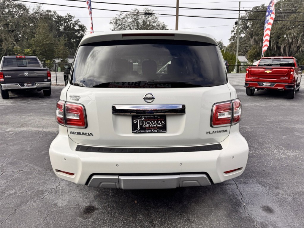 2018 Nissan Armada Image 4
