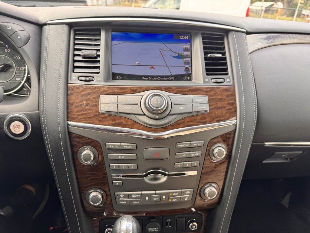 2018 Nissan Armada Image 16