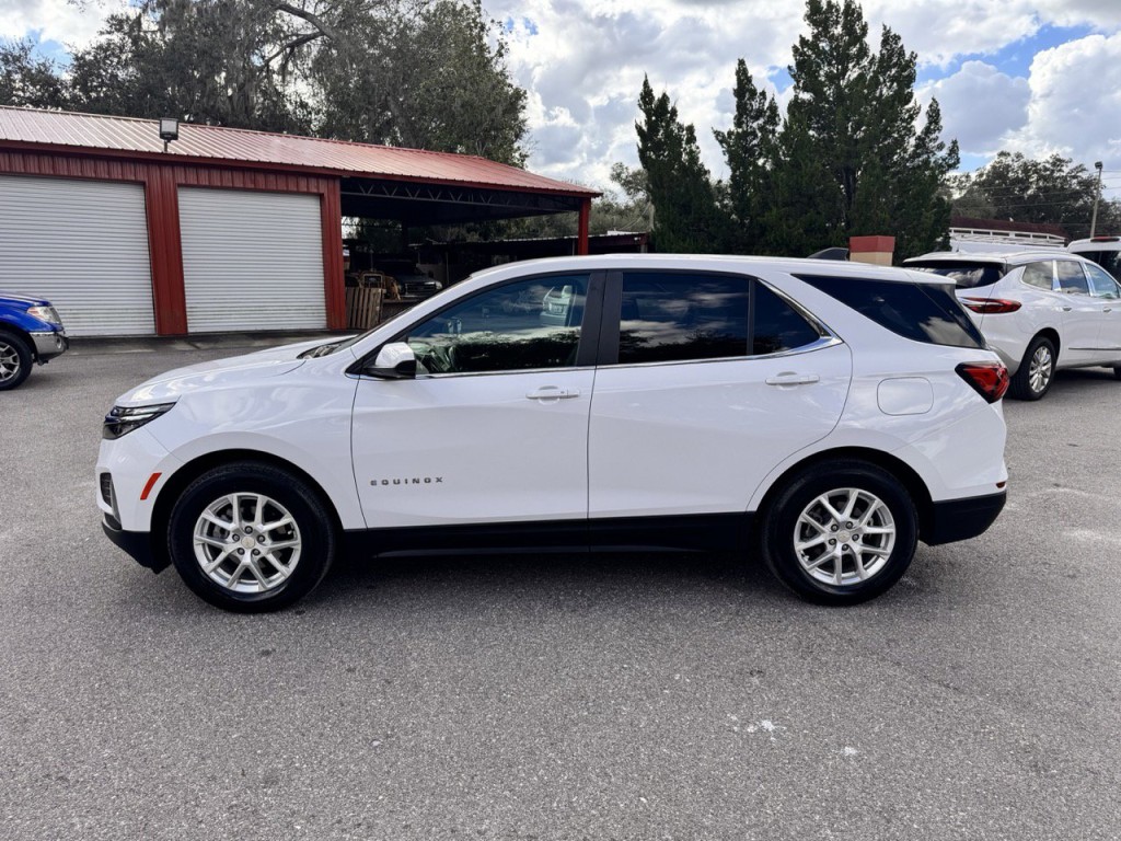 2022 Chevrolet Equinox Image 2