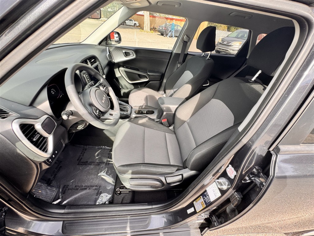 2024 Kia Soul Image 18