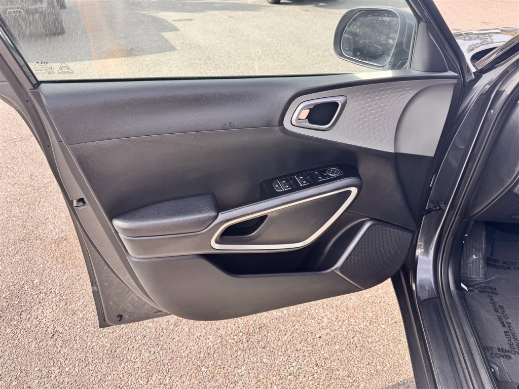 2024 Kia Soul Image 19