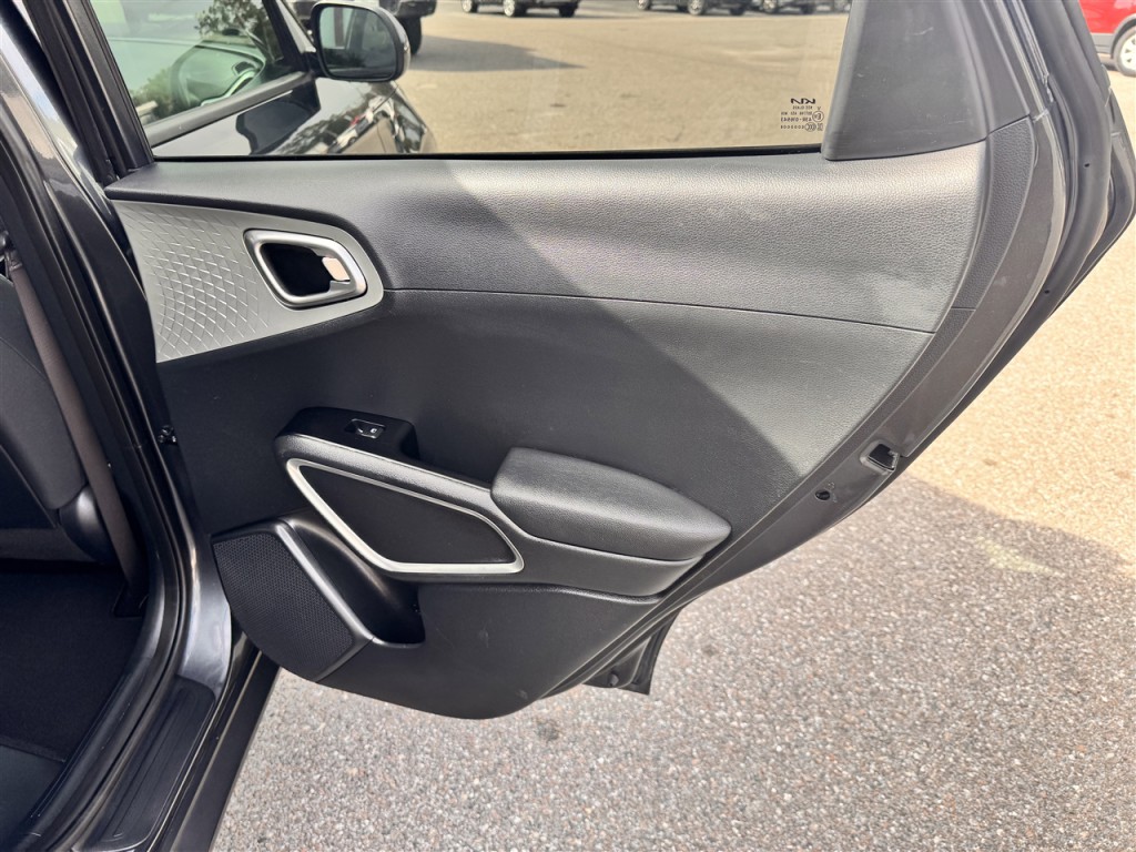 2024 Kia Soul Image 24