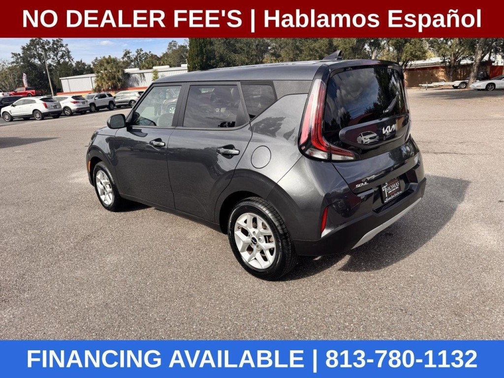 2024 Kia Soul Image 3