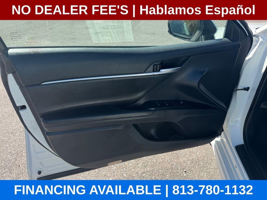 2018 Toyota Camry Image 19