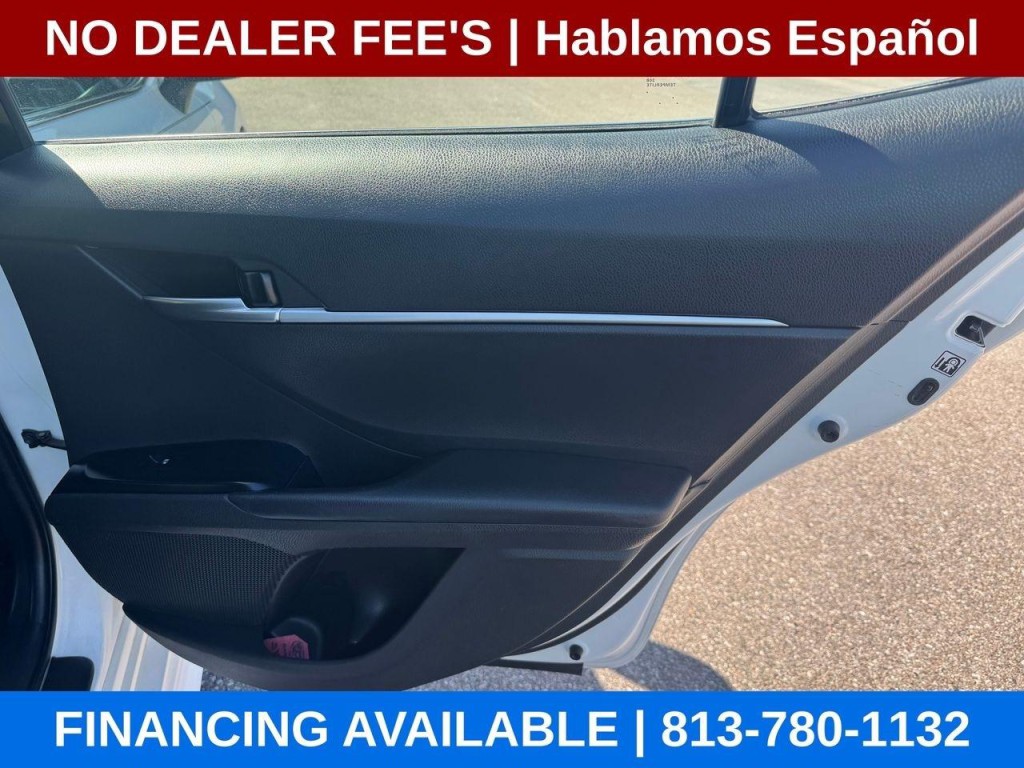 2018 Toyota Camry Image 24