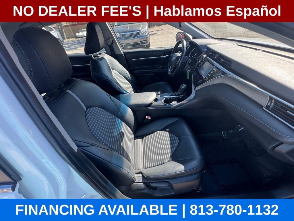 2018 Toyota Camry Image 25